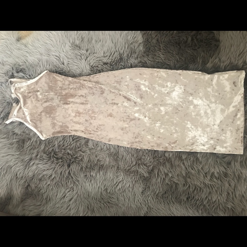 Velvet bodycon dress